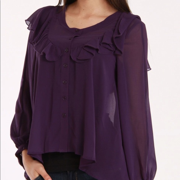 NWT Bell sleeved top Size L - Picture 4 of 6
